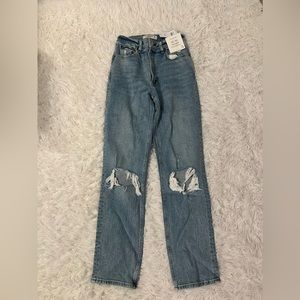 NWT Abercrombie 90s Jeans